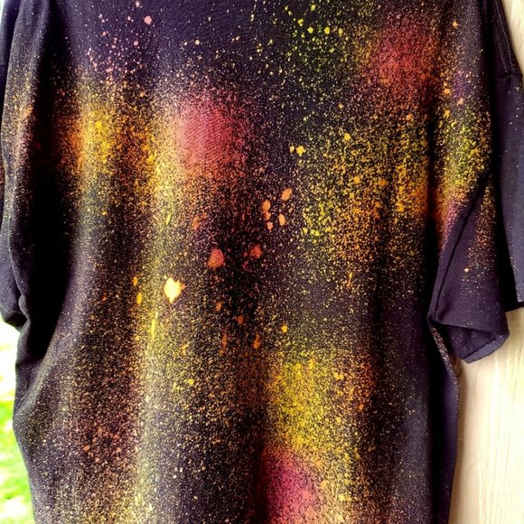 MOMBIE Halloween T-Shirt - Picture 2 of 2